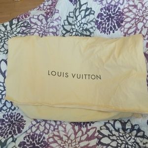 Louis Vuitton Sully MM additional photos